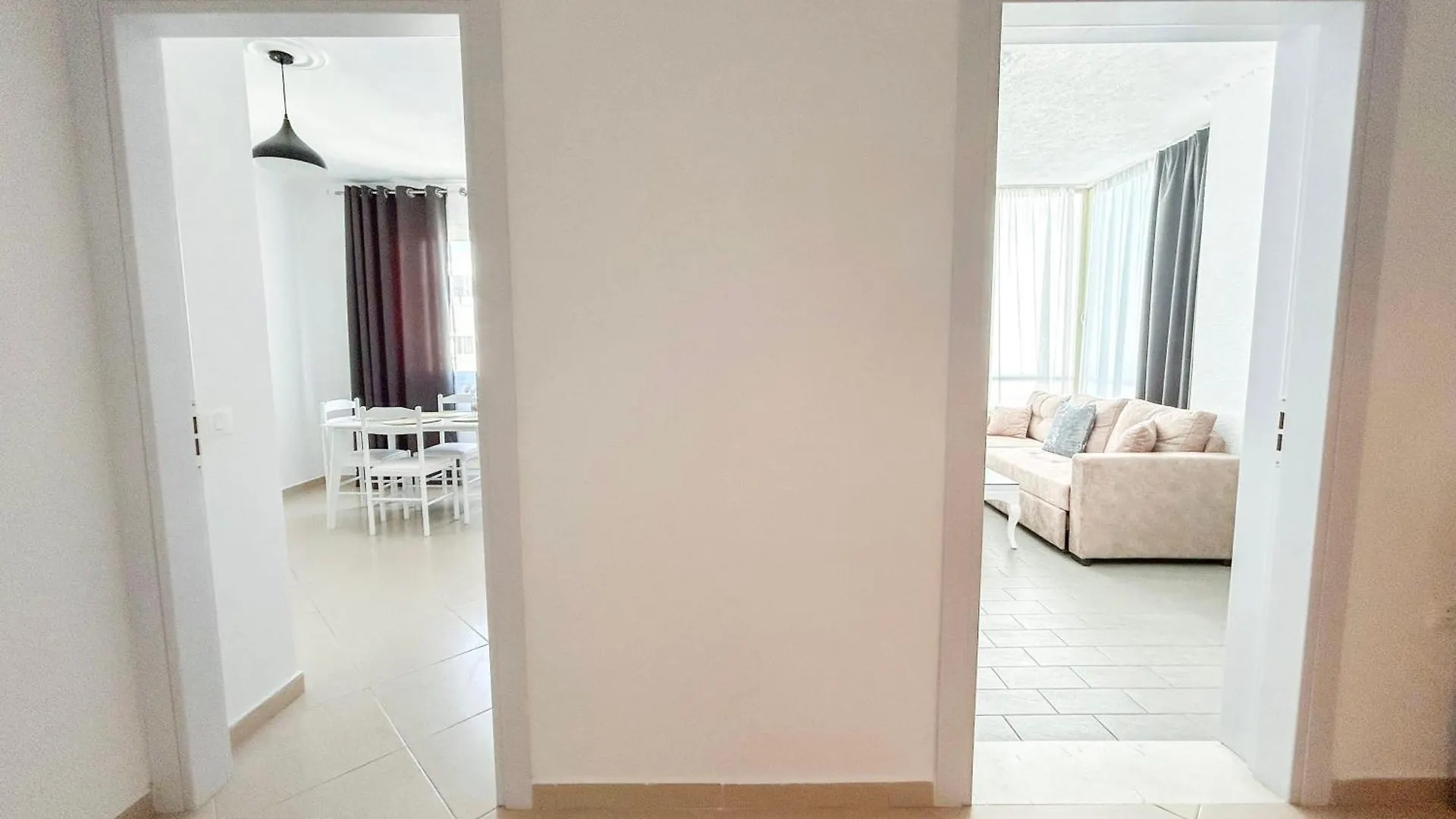 Seraphic Suites 668 Δυρράχιο 0*,  Αλβανία