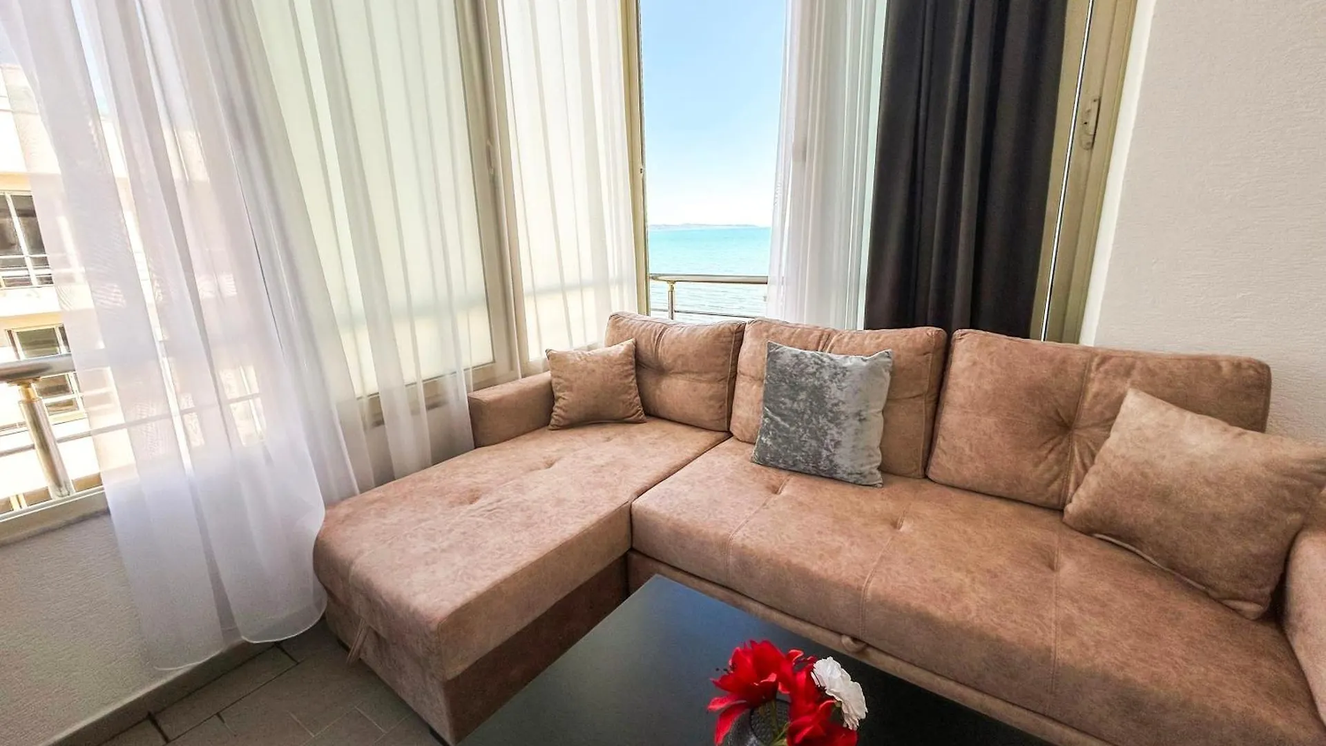 Seraphic Suites 668 Δυρράχιο 0*,  Αλβανία